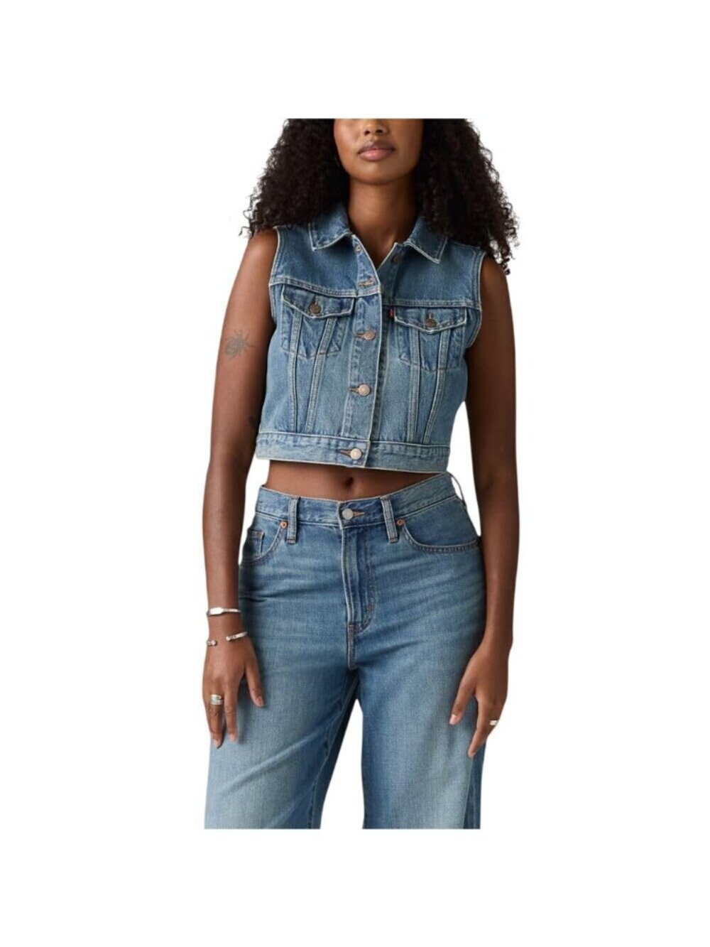 NWT Levi's Womens Denim Cropped Button Up Vest Jean Trucker Compare Notes Blue M